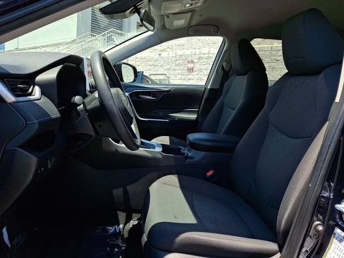 Used 2024 Toyota RAV4 XLE AWD/4WD image 12