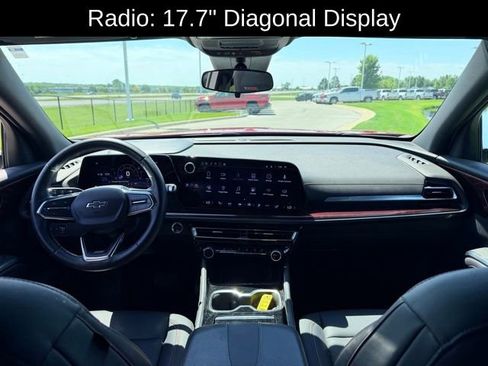 Certified 2024 Chevrolet Traverse Z71 w/ LPO, Floor Liner Package AWD/4WD image 7