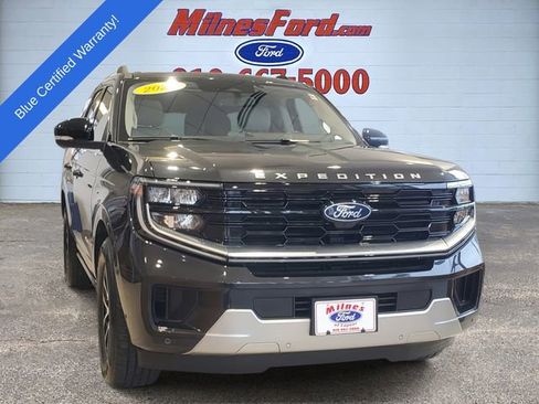 Certified 2025 Ford Expedition Platinum image 2