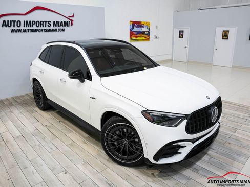 Used 2024 Mercedes-Benz GLC 43 AMG 4MATIC image 27