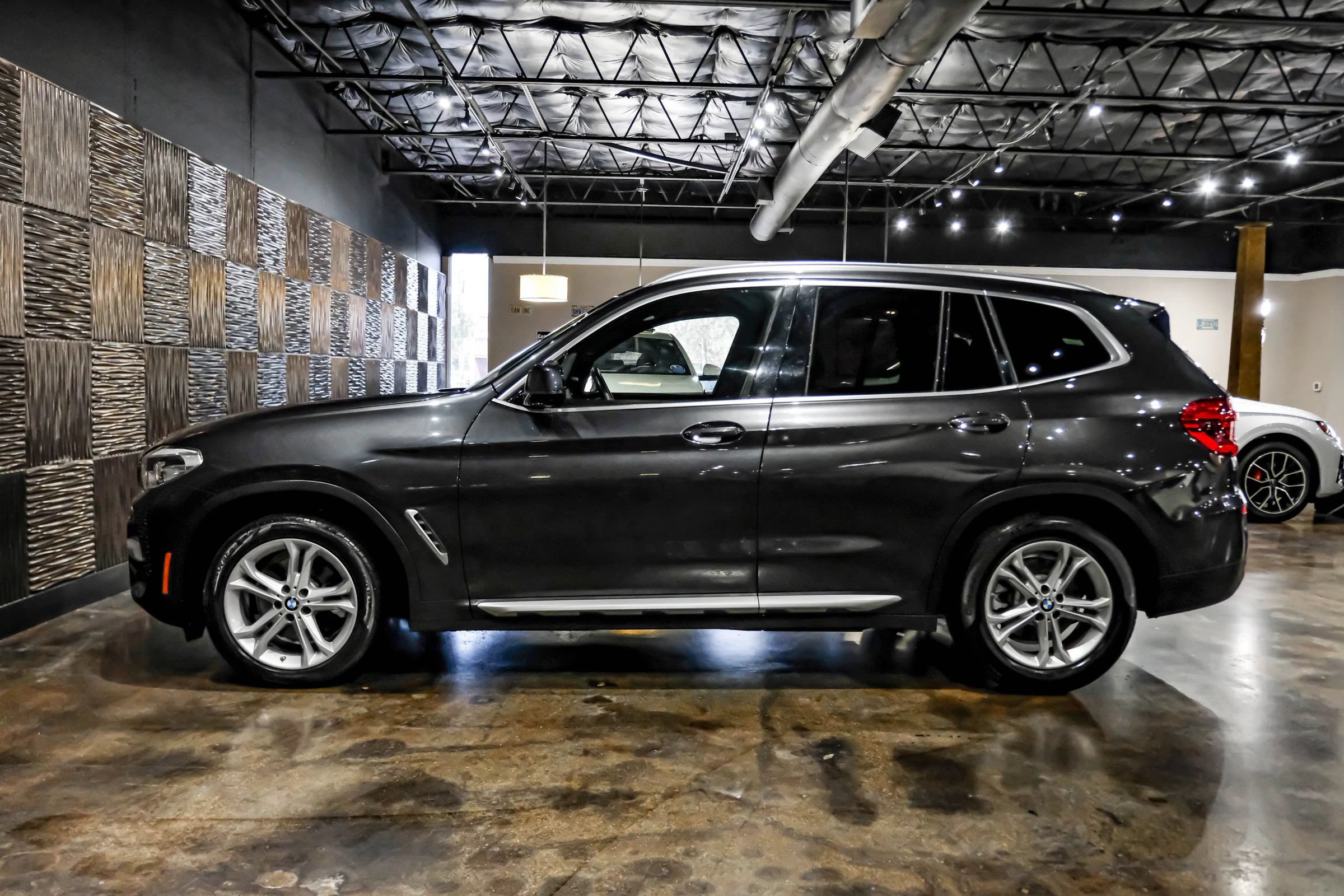 Used 2021 BMW X3 xDrive30i w/ Convenience Package AWD/4WD image 11