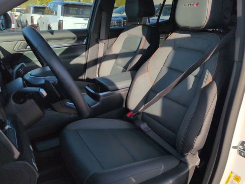 Certified 2026 GMC Terrain AT4 image 20