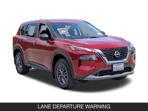 Used 2023 Nissan Rogue S FWD image 2