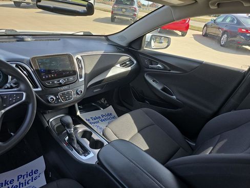 Used 2023 Chevrolet Malibu LT image 12