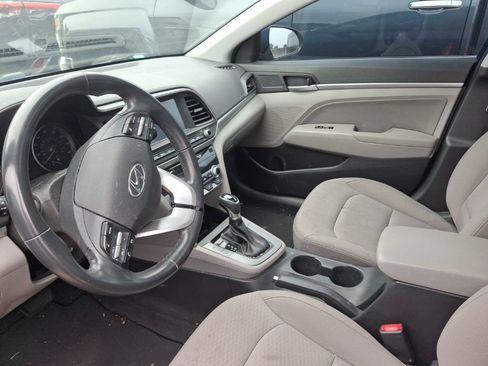 Used 2020 Hyundai Elantra Value Edition FWD image 9