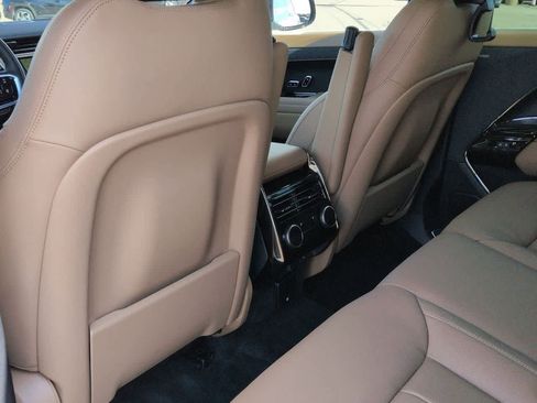 New 2026 Land Rover Range Rover Sport SE image 18