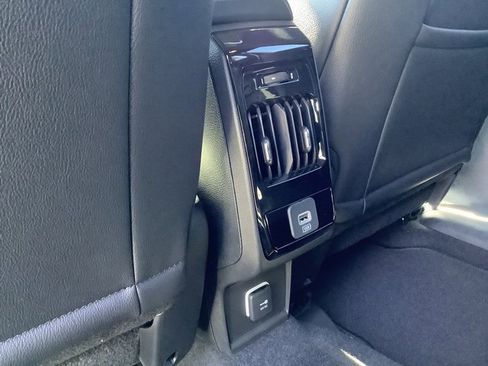 New 2026 Jeep Compass Limited image 25