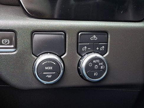 Used 2022 GMC Sierra 1500 Elevation image 26