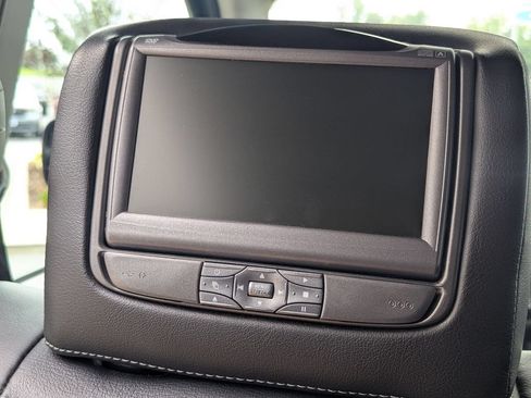 Used 2015 Nissan Armada Platinum w/ 2nd Row Captain Seat Package AWD/4WD image 24