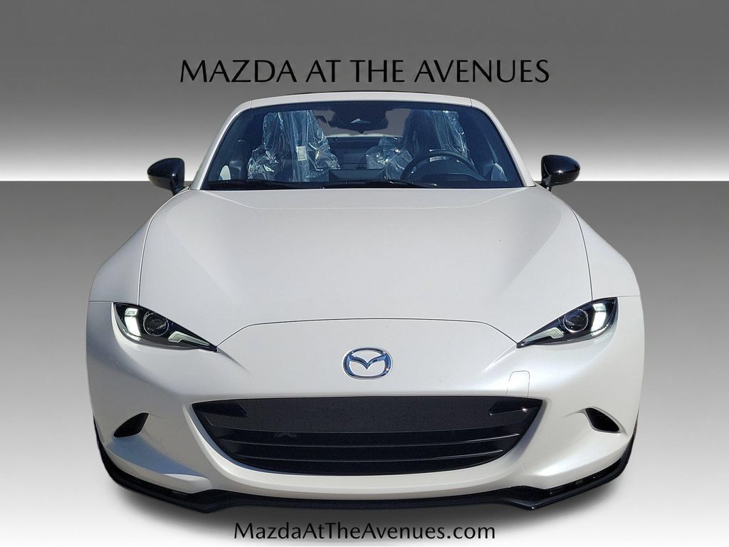 New 2026 MAZDA MX-5 Miata RF Club w/ Interior Package RWD image 10