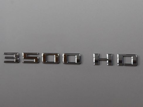Used 2022 Chevrolet Silverado 3500 High Country w/ LPO, Hitch Package AWD/4WD image 19