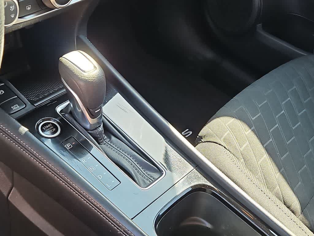 Used 2024 Nissan Kicks SV FWD image 20