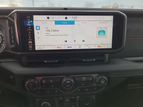 New 2026 Jeep Wrangler Unlimited Rubicon image 24