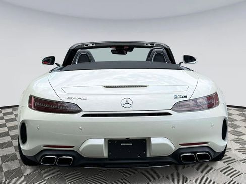 Used 2020 Mercedes-Benz AMG GT C w/ AMG Interior Night Package image 4