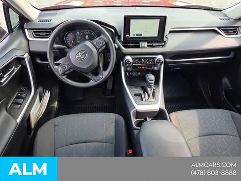 Used 2025 Toyota RAV4 XLE w/ Convenience Package FWD image 16