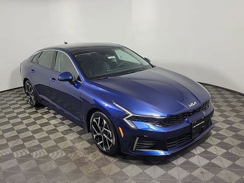 Used 2025 Kia K5 EX image 2