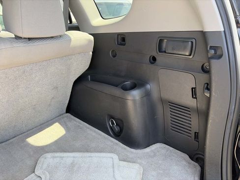 Used 2012 Toyota RAV4 4WD w/ Upgrade Value Pkg image 19