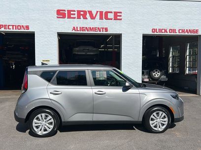 Used 2023 Kia Soul LX