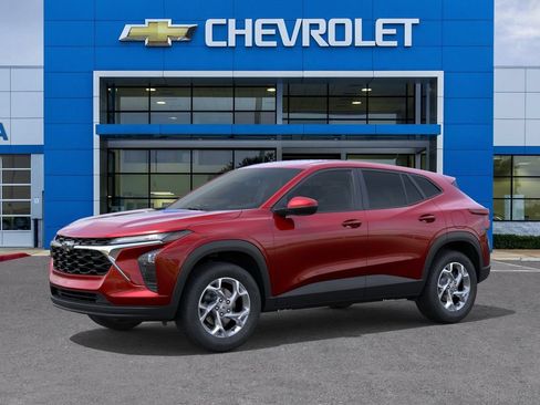 New 2026 Chevrolet Trax LS w/ LS Convenience Package FWD image 2
