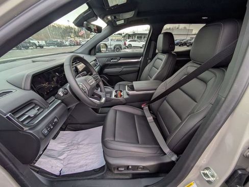 New 2026 GMC Terrain Elevation w/ Elevation Premium Package image 25