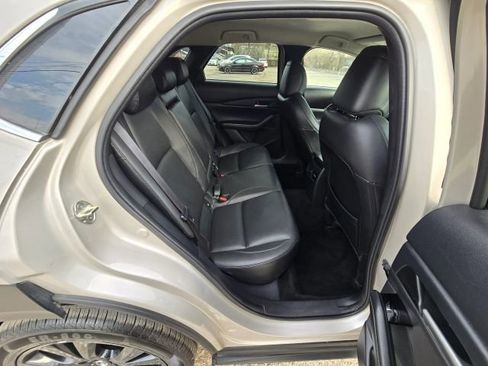 Used 2024 MAZDA CX-30 AWD 2.5 S w/ Select Sport Pkg image 12