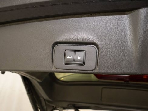 Certified 2023 Nissan Rogue SV w/ SV Premium B Package image 6