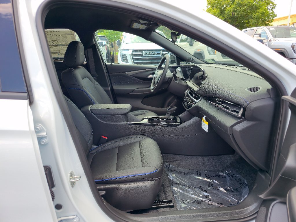 New 2026 Buick Envista Sport Touring w/ Convenience I Package FWD image 26