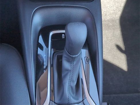 Used 2024 Toyota Corolla LE image 20