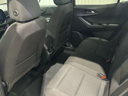 Used 2025 Chevrolet Equinox LT FWD image 13