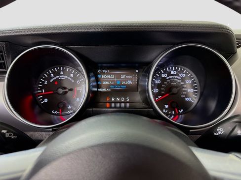 Used 2021 Ford Mustang Premium RWD image 30