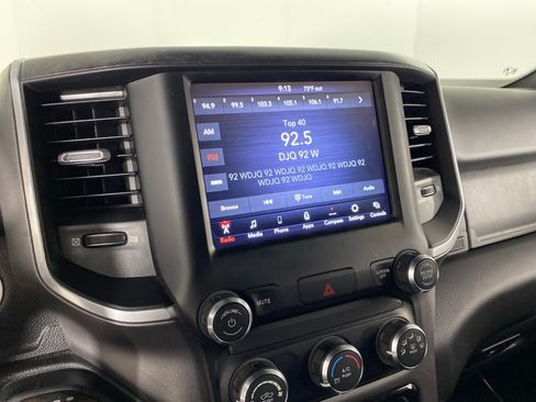 Used 2019 RAM 1500 Big Horn AWD/4WD image 34