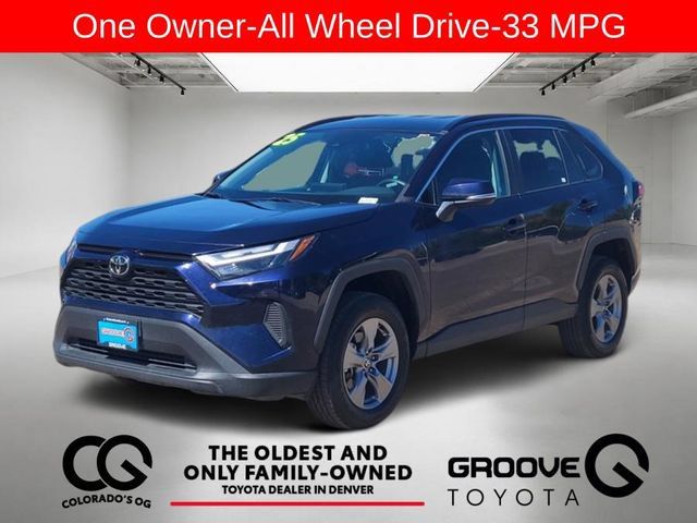 Used 2025 Toyota RAV4 XLE AWD/4WD image 1