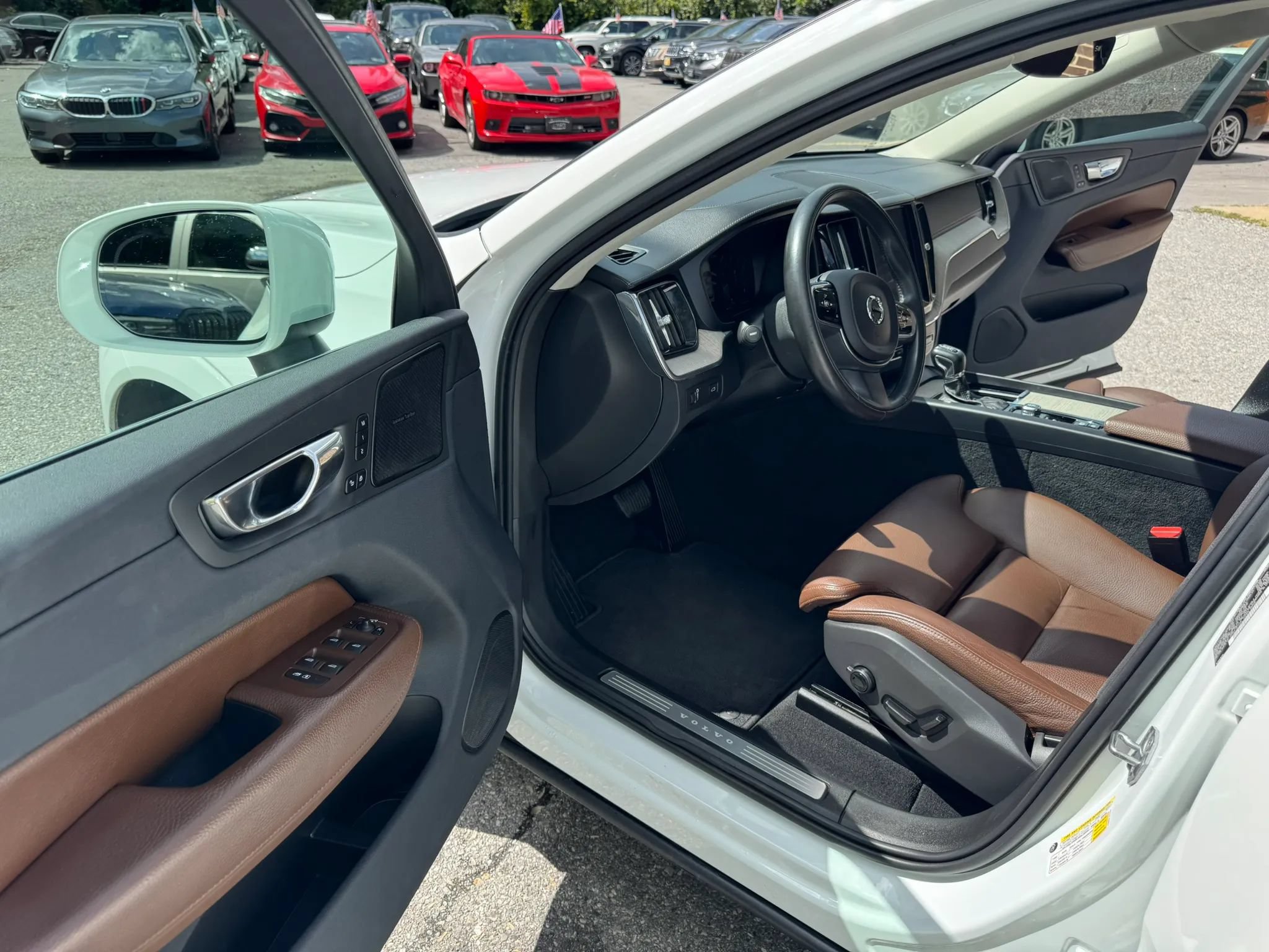 Used 2019 Volvo XC60 T5 Inscription AWD/4WD image 13