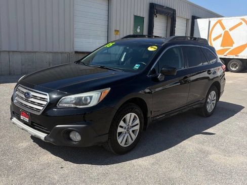 Used 2015 Subaru Outback 2.5i Premium AWD/4WD image 3