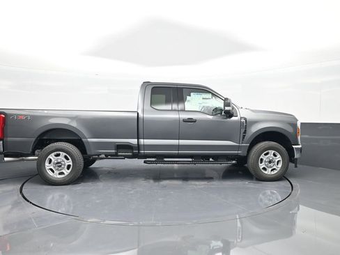 New 2026 Ford F250 XLT image 9