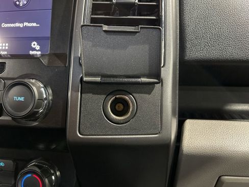 Used 2019 Ford F150 XLT AWD/4WD image 33