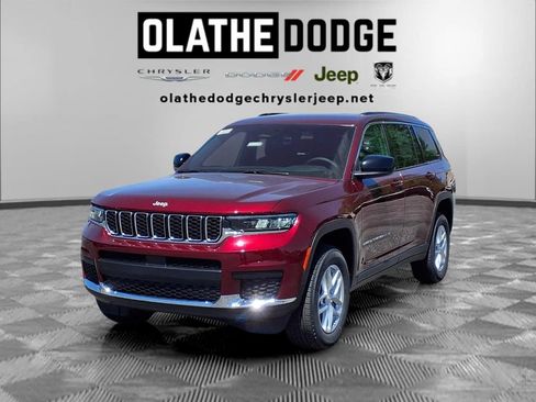 New 2026 Jeep Grand Cherokee L Laredo AWD/4WD image 1