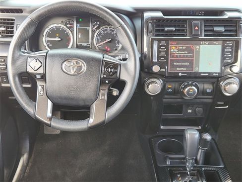 Used 2021 Toyota 4Runner Venture image 15