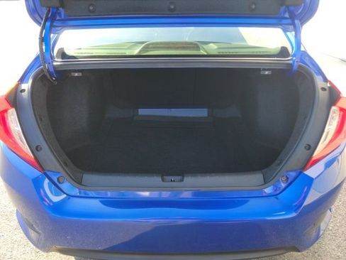 Used 2018 Honda Civic EX-L image 5