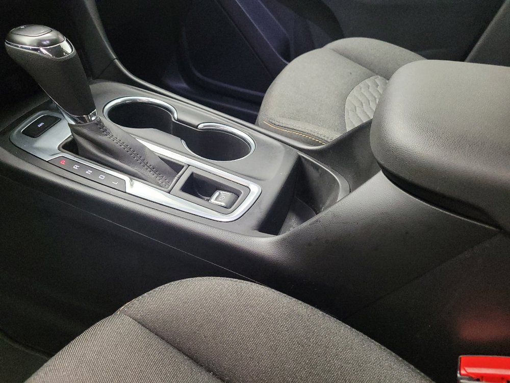 Used 2020 Chevrolet Equinox LT w/ Driver Convenience Package AWD/4WD image 26