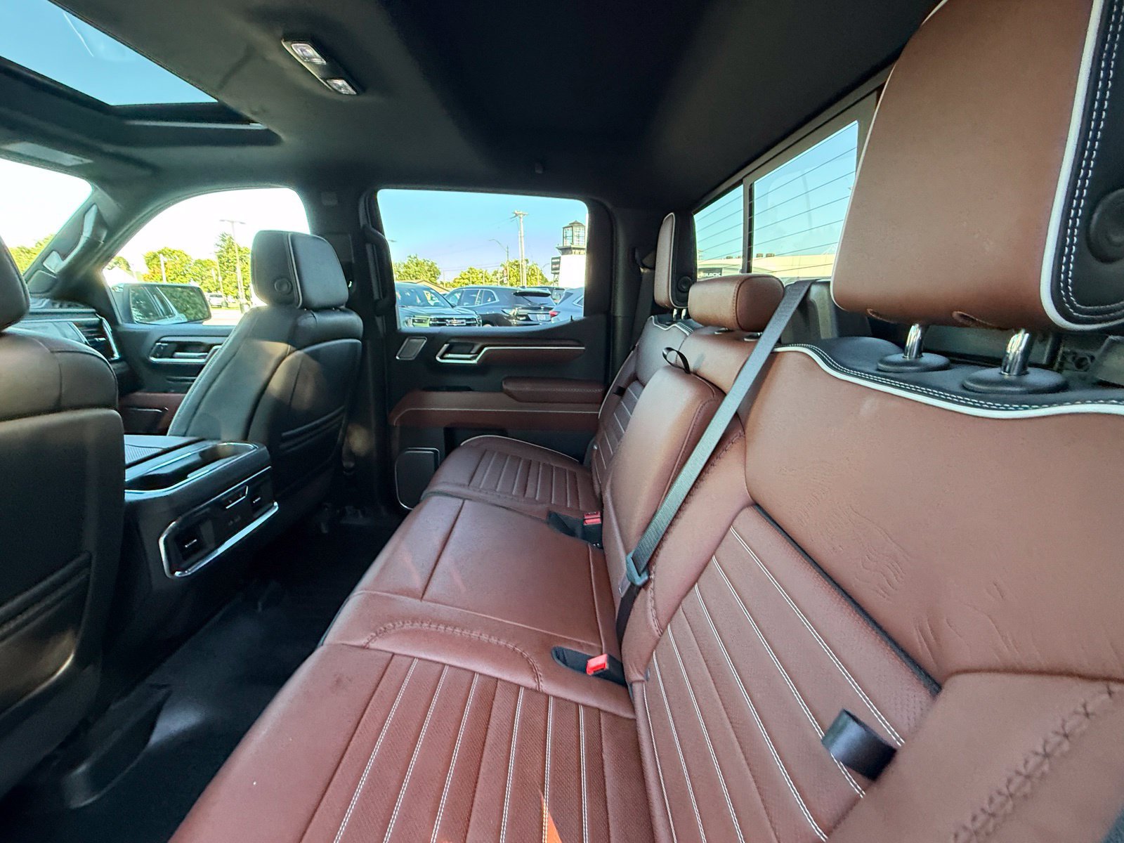Used 2026 GMC Sierra 1500 Denali Ultimate AWD/4WD image 5
