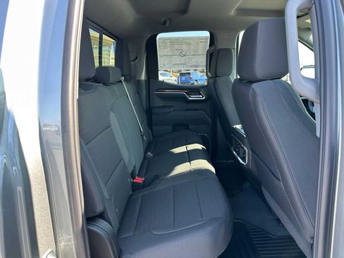 New 2026 GMC Sierra 1500 Elevation image 12