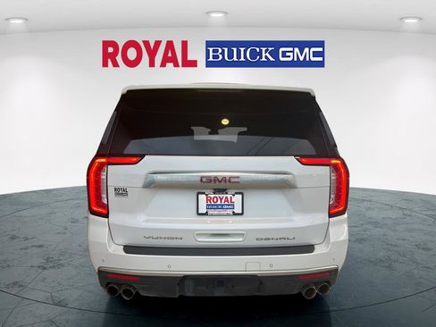 Used 2022 GMC Yukon XL Denali w/ Denali Ultimate Package image 5