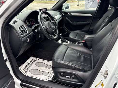 Used 2018 Audi Q3 2.0T Premium Plus w/ Premium Plus Package image 12