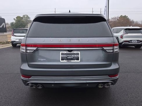 Used 2021 Lincoln Aviator Reserve w/ Equipment Group 208A image 4