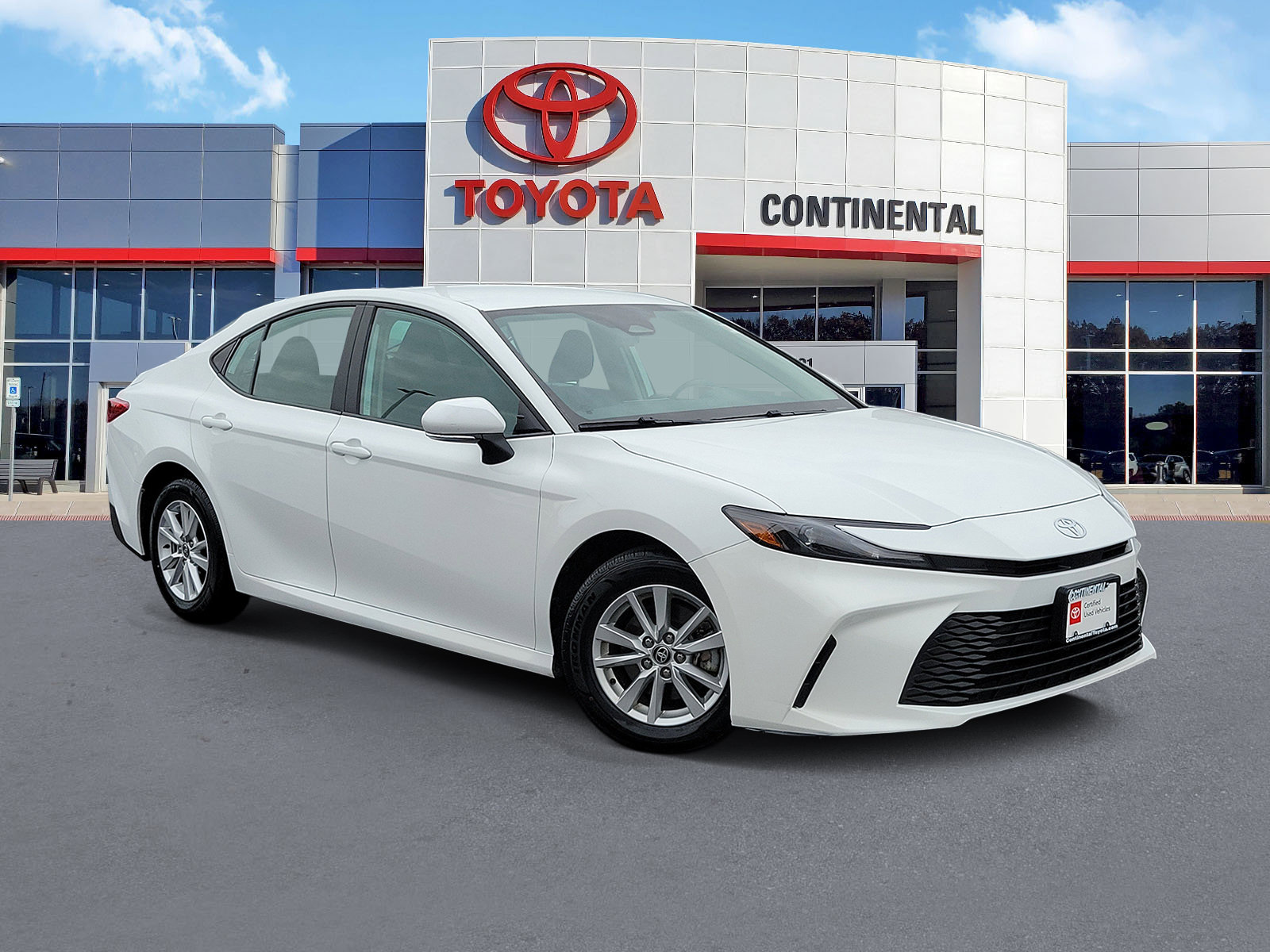 Certified 2025 Toyota Camry LE FWD image 2