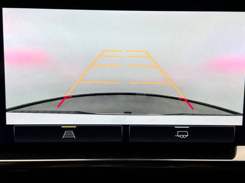 Used 2024 Chevrolet Silverado 1500 LT image 16