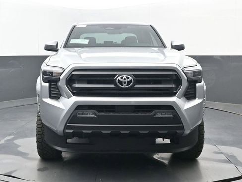New 2026 Toyota Tacoma SR5 image 18