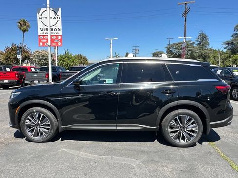 New 2027 INFINITI QX60 Luxe w/ Family Package AWD/4WD image 3