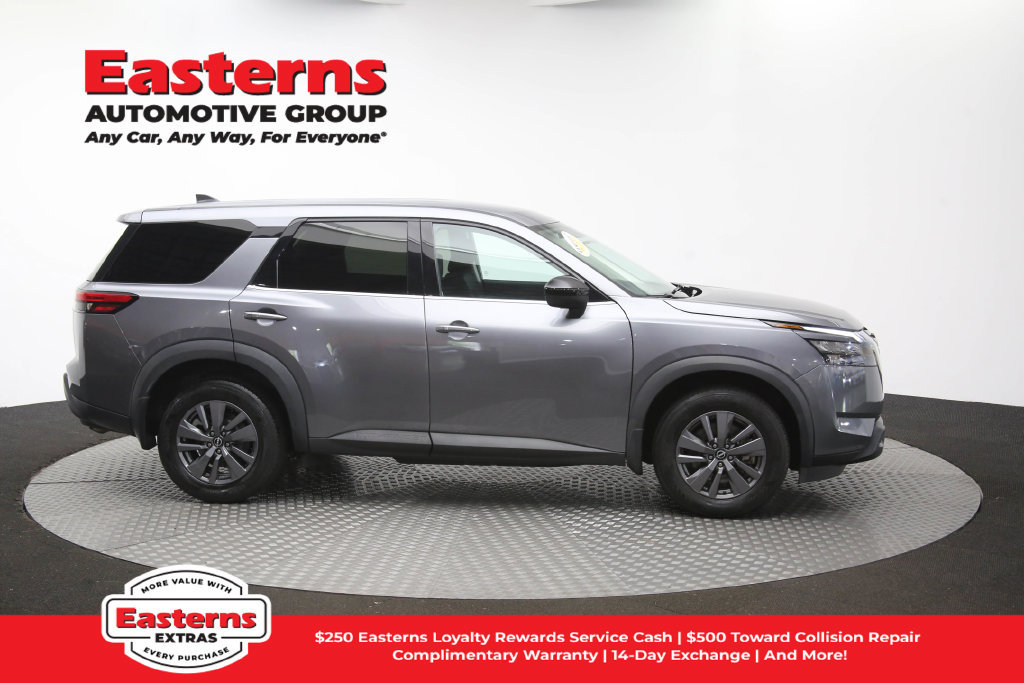 Used 2024 Nissan Pathfinder S AWD/4WD image 48